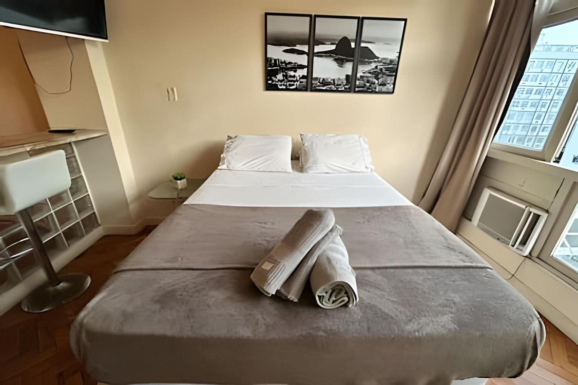 Apartamento Em Copacabana Com Vista Lateral Do Mar Rio de Janeiro Exteriör bild